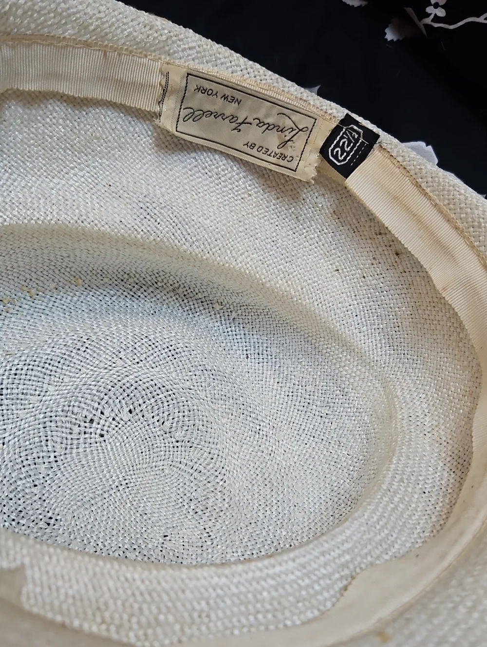 1950s Vintage Rare Judith Leiber Straw  Floral Pillbox Veil Hat Petal Trim